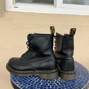 Dr. Martens 1460 8-Eye Boot - Black